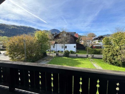 Traditionelles Landhaus mit Einliegerwohnung und schönem Bergblick