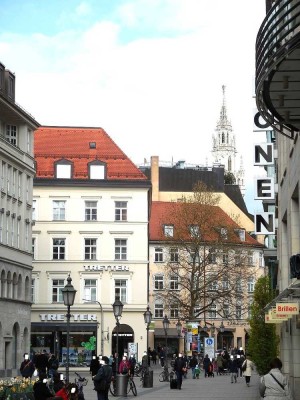 Kompl. NEU RENOV. TRAUMHAFTE Altbau-Whg. * direkt am Rindermarkt