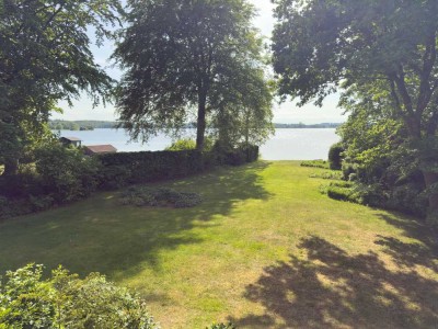 Wohnen mit Seeblick: 2 Zimmer-Traum am Behler See