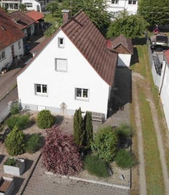 Provisionsfrei!! Familienidylle trifft modernen Komfort mit großem Grundstück mit ca.636 m²