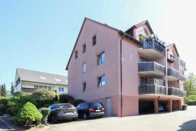 Charmante 2-Zimmerwohnung mit Balkon, Carport & Stellplatz