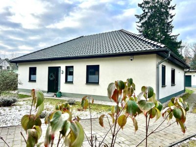 Einfamilienhaus im Bungalowstil in Seenähe