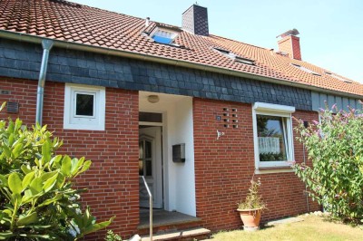 TOLLES REIHENMITTELHAUS MIT VOLLKELLER UND GARAGE