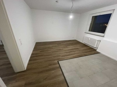 Schöne 2-Zimmer Wohnung im Erdgeschoss mit Balkon