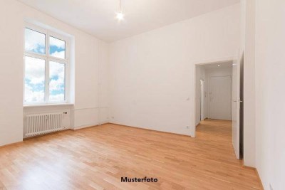+++ 4-Zimmer-Wohnung mit Loggia +++
