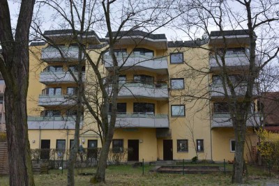 Helle, gepflegte 2-Zi-Whg. Nürnberg-Mögeldorf, 73m2, 3. OG, Lift, großer Südbalkon