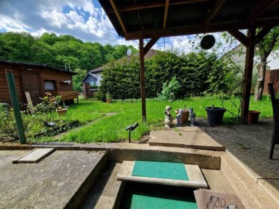 Großzügiges Bauernhaus mit Fotovoltaikanlage und Garten 
  in Tholey OT