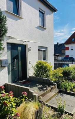 Modernes 6-Zimmer-Reihenendhaus mit gehobener Innenausstattung - bezugsfertig - Somborn Freigericht