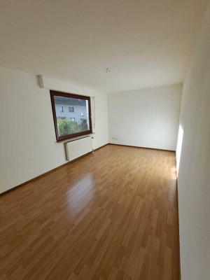 Helle 2-Zimmer Erdgeschosswohnung in ruhiger Lage von Bergisch Gladbach-Gronau