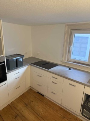 3,5-Zimmer Wohnung EBK, Kamin und Garten in Sasbach