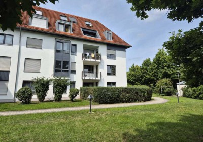 schöne Dachterrassenwohnung mit tollem Ausblick -sofort verfügbar -