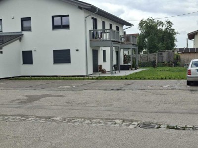 Moderne 2-Zimmer-Wohnung mit Terrasse in Steinhöring