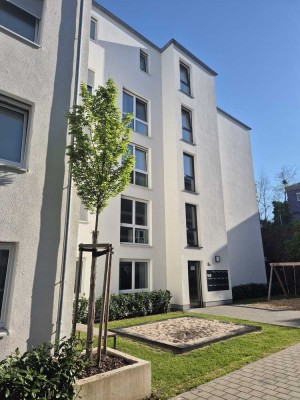 Attraktive 2-Zimmer-Penthouse-Wohnung in schöner Südlage