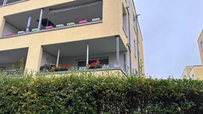 Exklusive, neuwertige 2-Zimmer-Wohnung mit gehobener Innenausstattung mit großem Balkon in Rastatt