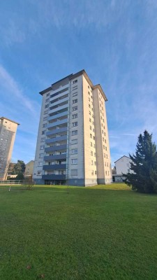 +++ 2-Zi.-ETW + 8.OG + Balkon + toller Ausblick + ca. 62 qm Wfl. + Einzelgarage + Aufzug +++