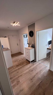 Stilvolle 4-Raum-DG-Wohnung mit Balkon und EBK in Brüggen