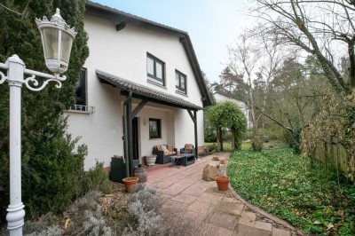 Freistehendes Einfamilienhaus in ruhiger Lage vor den Toren Frankfurts