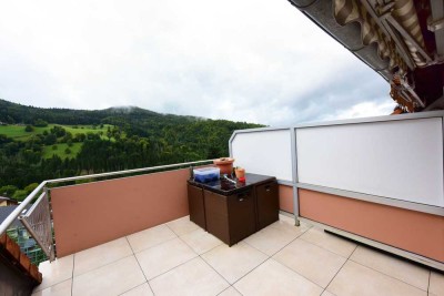 Charmante 5-Zimmer Maisonette-Wohnung