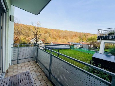 Freiwerdende 3-Zimmer-Wohnung mit Balkon, Einbauküche und Garage