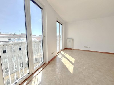Sonnendurchflutete 4-Zimmer Neubauwohnung mit Loggia