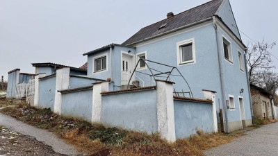 Sanierungsbedürftiges Einfamilienhaus mit Potenzial in Jedenspeigen