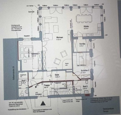Attraktive 3-4 Zimmer Wohnung in Denkmalgeschütztem Gebäude