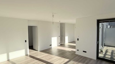 Helle und ruhige 3-Zimmer-Wohnung mit gehobener Ausstattung mit Terrasse in Haan