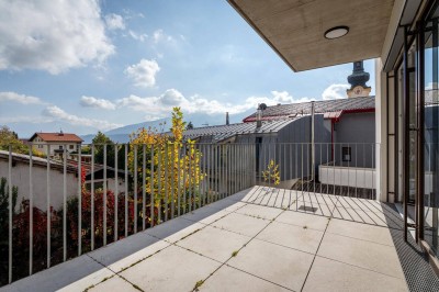 Neuwertige 4-Zimmer-Wohnung mit sonniger Terrasse im Zentrum von Zirl