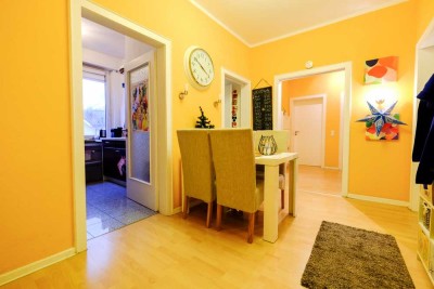 Helle 4-Zimmer Wohnung mit 2 Balkonen, zentrale Lage in Königswinter