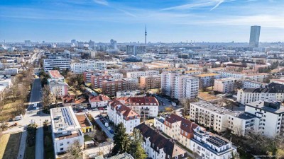 Charmanter Altbau direkt am Park. Helle 3-Zimmer-Wohnung mit großer Wohnküche & Balkon zum ruhigen I