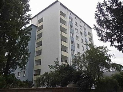 City-Lage: 2-Zimmer-Wohnung ca. 57,43m² mit Einbauküche und Balkon!