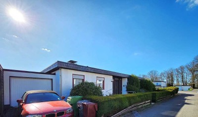 = H = FREISTENDES BUNGALOW MIT GARAGE IN EXCELLENTER GRÜN-LAGE! = H =