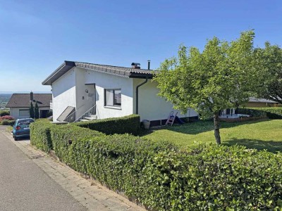 Gepflegtes 2-Familienhaus mit traumhaftem Blick in bester Lage von Nußloch