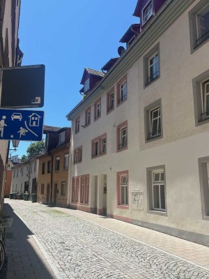 Charmante 2-Zimmer-Wohnung mit Altbauflair in der Villinger Innenstadt