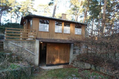 Idyllisch gelegener Ferienbungalow nahe Scharmützelsee in Waldlage für Handwerker