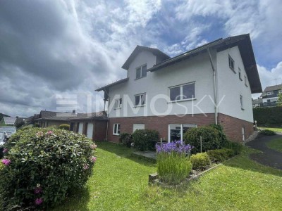 Gepflegtes Zweifamilienhaus mit Ausbaupotenzial