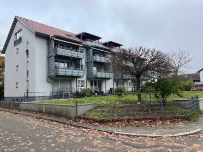 Helle 2-Zimmer Wohnung mit Balkon in Ettlingen