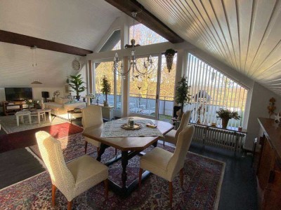 3,5-Zimmer DG Penthouse  Wohnung mit Balkon,  Loggia, Schwimmbad, TG