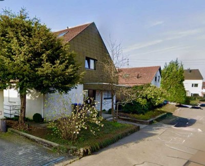Zwei Familienhaus in ruhiger Lage am Ortsrand
