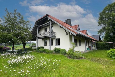 Hochwertiges Einfamilienhaus in wunderschöner Ortsrandlage