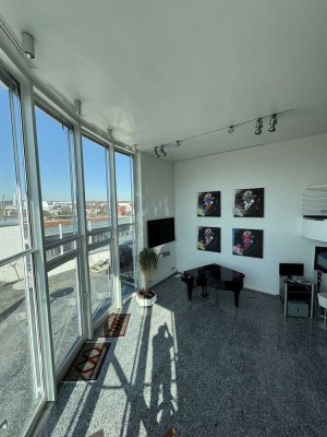Penthouse im Miami-Design über den Dächern von Zuffenhausen