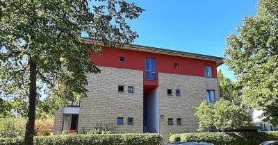 **Bezugsfrei ab 01.12.2025** Moderne Wohnung mit Wintergarten, EBK