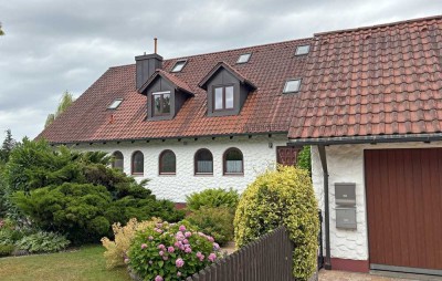 3-Zi.-Whg. in Röhrmoos möbliert, EBK, Balkon & Garage