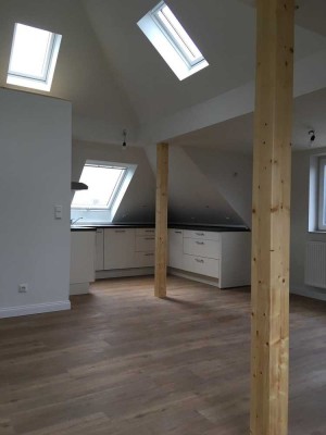 Traumhafte Dachgeschosswohnung in ruhiger Lage