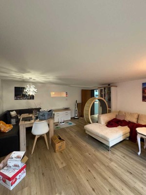 Besichtigung 21.08. 17:30 UHR! 3-Zimmer-Wohnung mit Sauna, Einbauküche & Stellplatz in Ruderatshofen