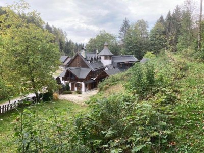 Liebhaber Anwesen - Landhaus - großzügiges Grundstück in absoluter Ruhelage