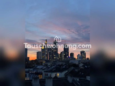 Tauschwohnung: Offenes DG mit Skylineblick und Dachterrasse