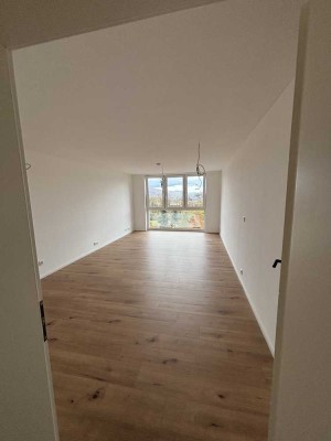 Sanierte 
2-Zimmerwohnung in Heimbach-Hausen