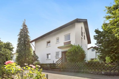 Schönes, gepflegtes und gut aufgeteiltes Mehrfamilienhaus in Eimeldingen +++ Rösch Immobilien