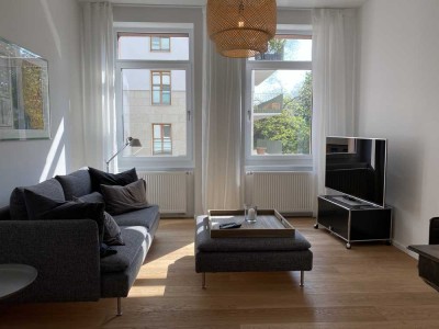 Top sanierte möblierte 2-Zimmer-Altbauwohnung im Brückenviertel von Sachsenhausen